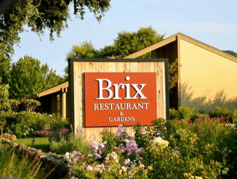Well Design Brix Restaurant & Gardens Wood Monument Sign