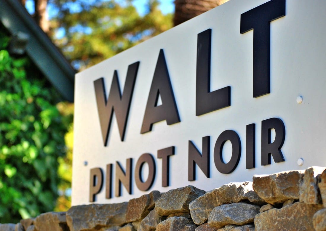 Well Design Walt Pinot Noir Monument Sign + Sign Rider 