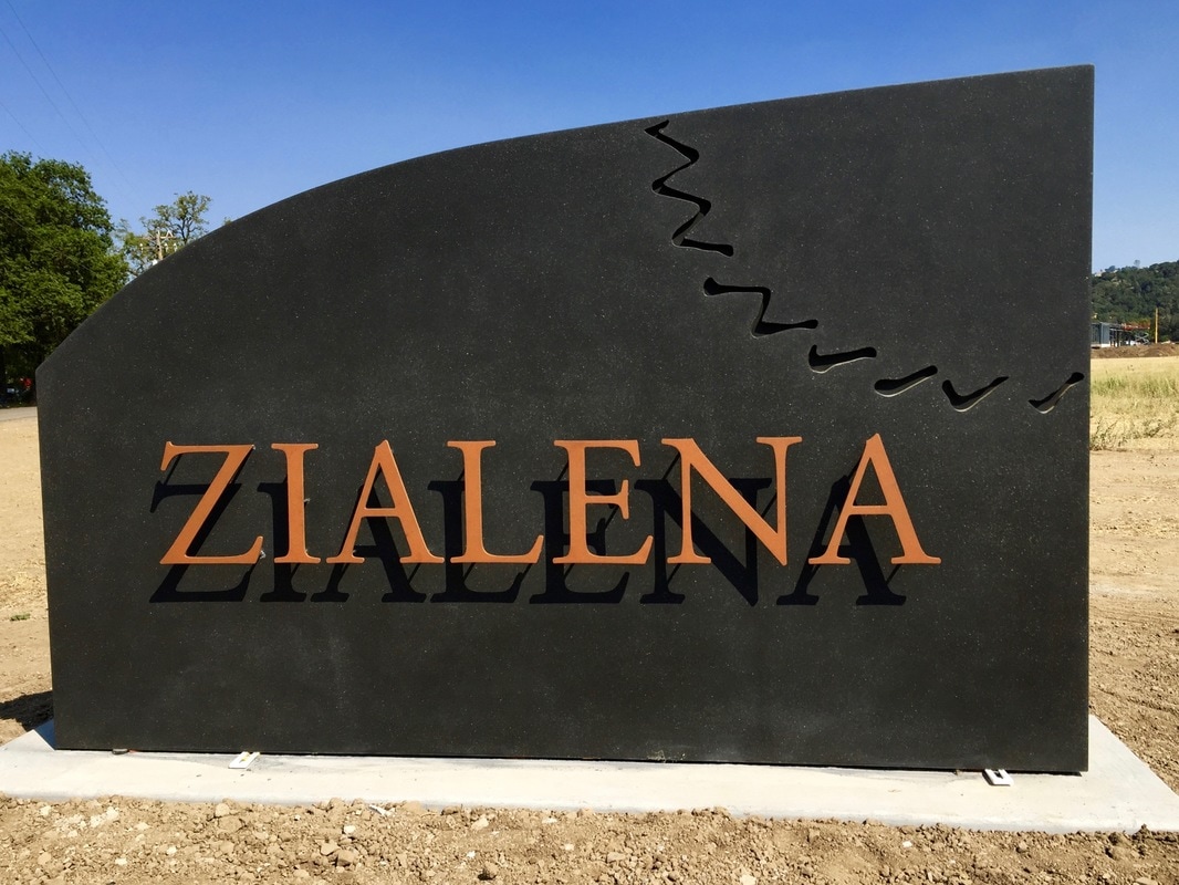 Well Design Zialena Winery Geyserville Property Sign Program
